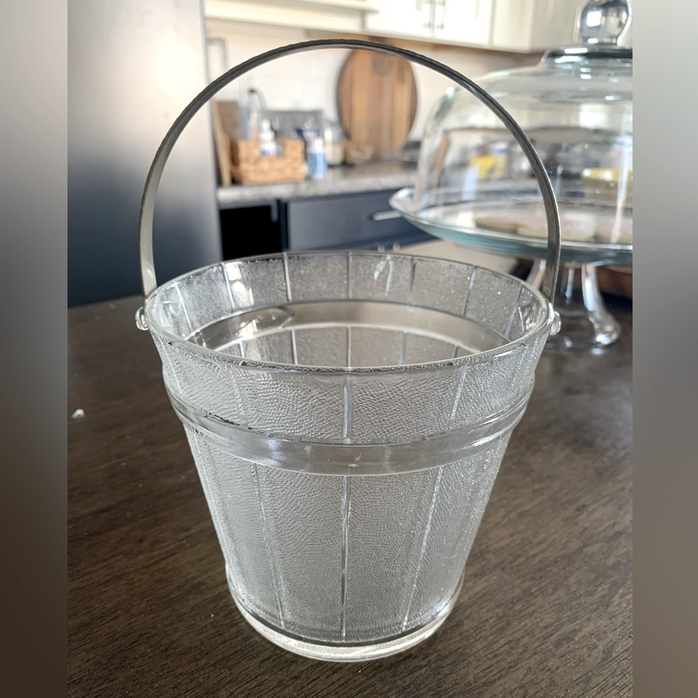 Vintage Frosted & Clear Whiskey Barrel Shaped Ice Bucket Hammered Silver Handle